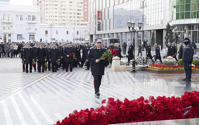 DTX əməkdaşları Xocalı abidəsini ziyarət etdilər - Foto