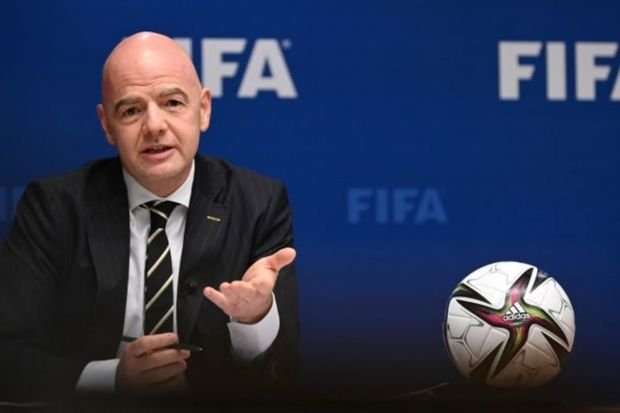 FIFA prezidenti  martda təşkil edəcəyi turnirlərlə bağlı fikirlərini bölüşüb