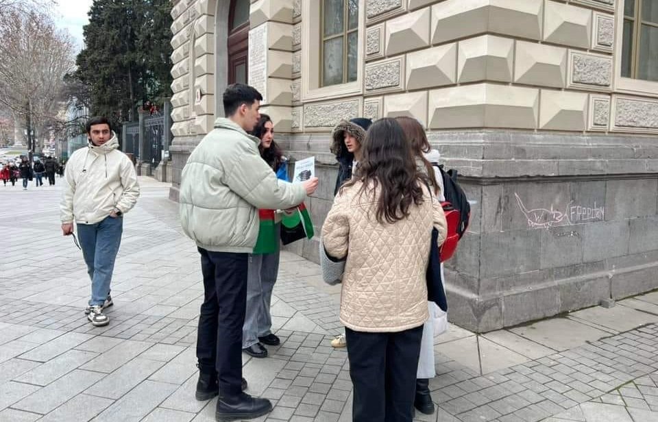 Tbilisidə “Xocalı faciəsi insanlığa qarşı törədilmiş cinayətdir: tanıyaq və tanıdaq” adlı aksiya keçirilib