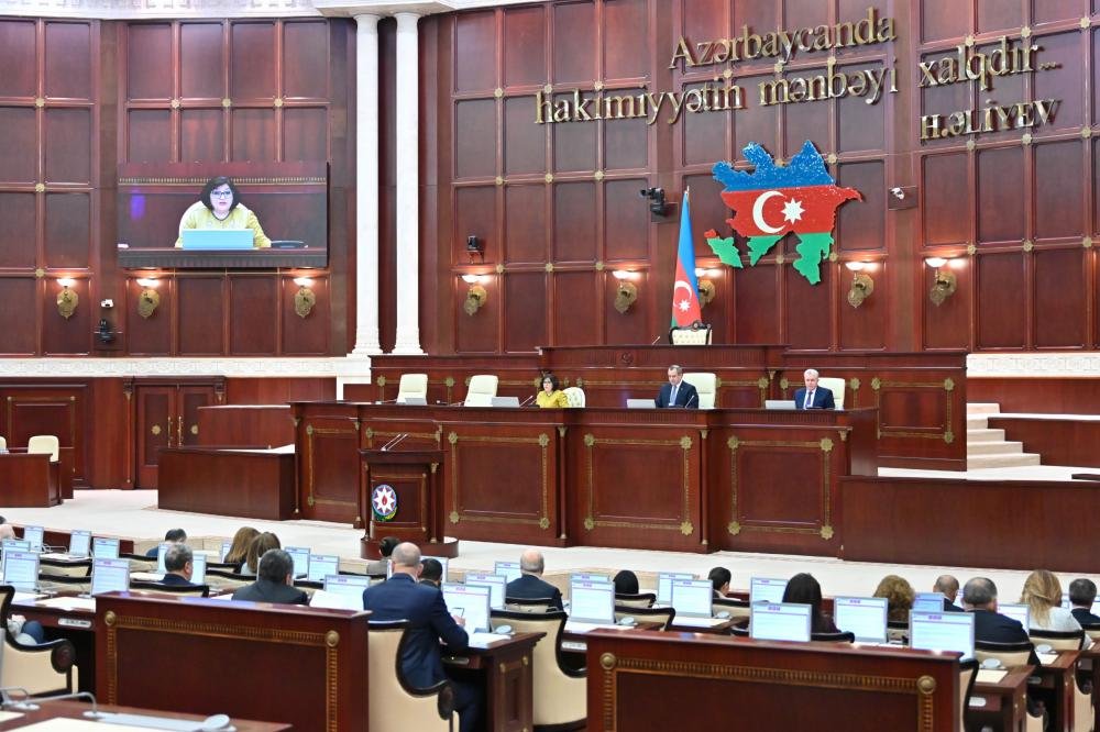 Parlament Abşerondakı yeni yaşayış məntəqəsinə qəsəbə statusunun verilməsini təsdiqlədi