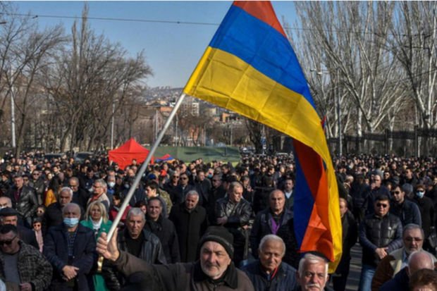 İrəvanda Paşinyanın istefası tələbi ilə mitinq keçiriləcək