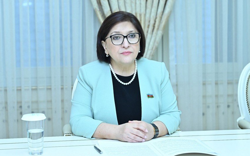 Sahibə Qafarova Sinqapurda səfərdədir