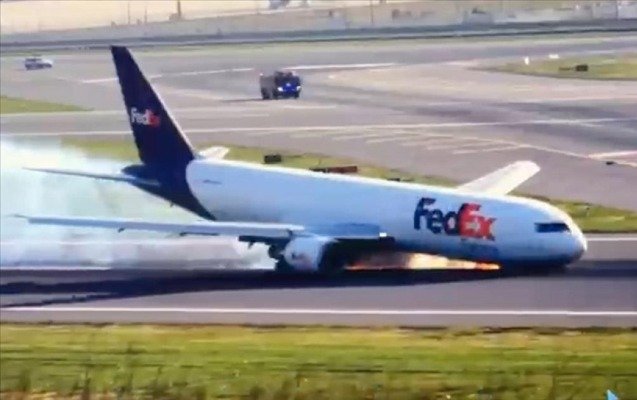 İstanbul aeroportunda təhlükəli anlar - Video