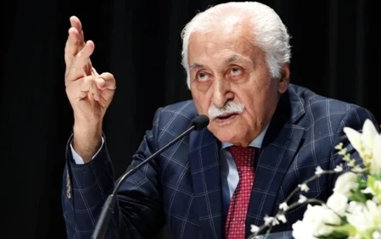 Yavuz Bülent Bakiler vəfat etdi