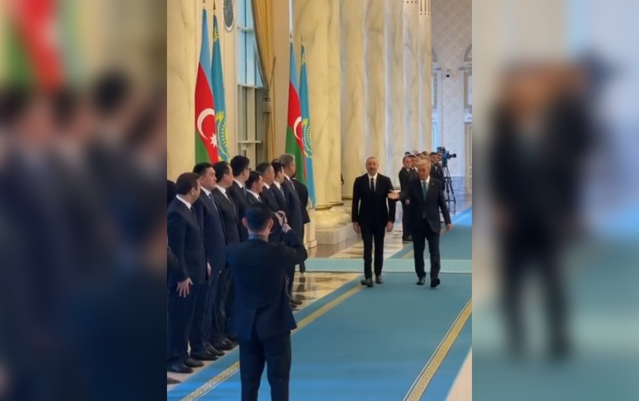 Prezident Astanada rəsmi qarşılandı - Video