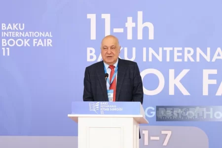 Çingiz Abdullayev: Yazıçılarımızın da gələcəkdə əsərlərinə görə qonorar alacaqlarına inanırıq
