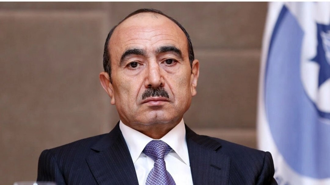 Əli Həsənov: "Ramiz Mehdiyevin mənə nə aidiyyəti var?"