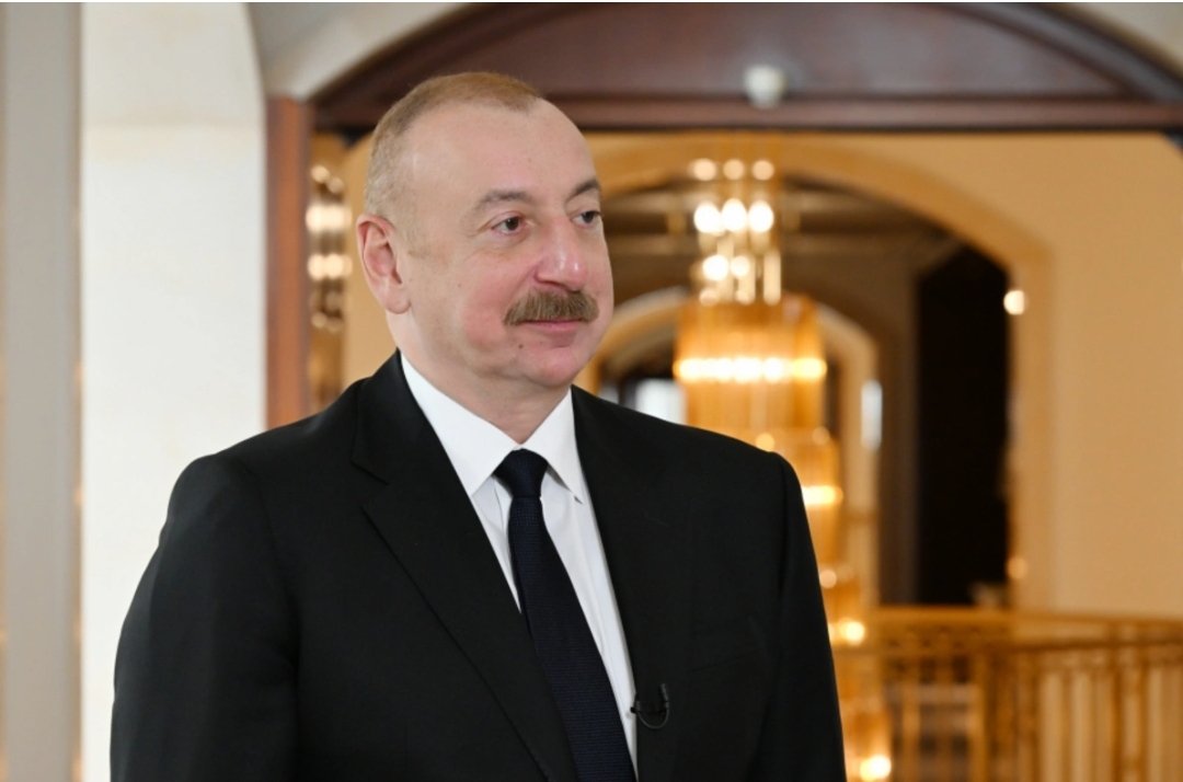 İlham Əliyev keniyalı həmkarını təbrik etdi