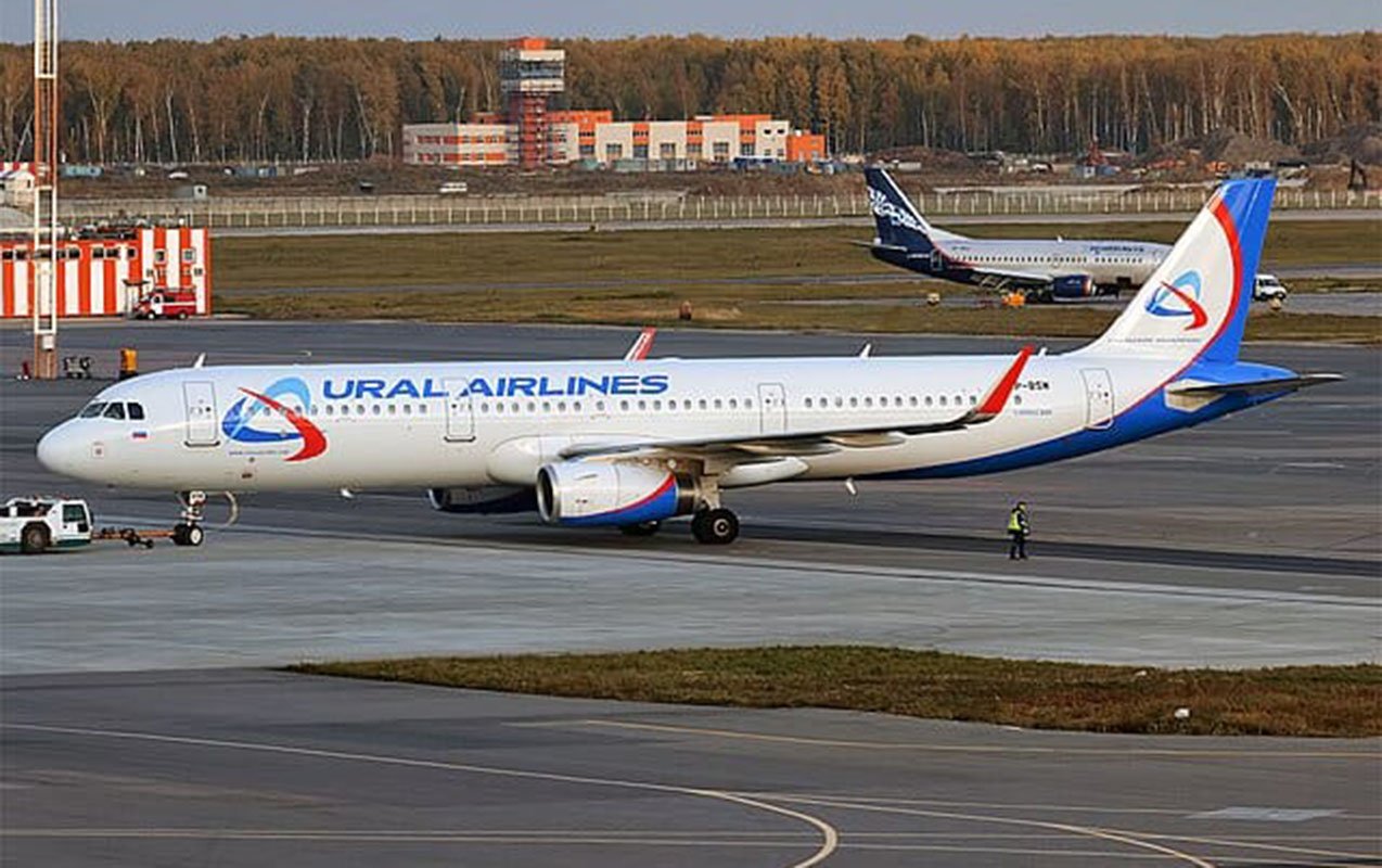 Moskvadan Gəncəyə uçmalı olan təyyarə saatlardır gecikir