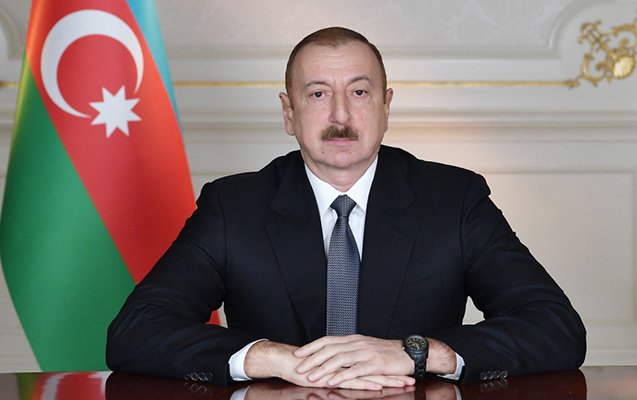 Prezident Gülüstan Sarayında açılışda iştirak edir