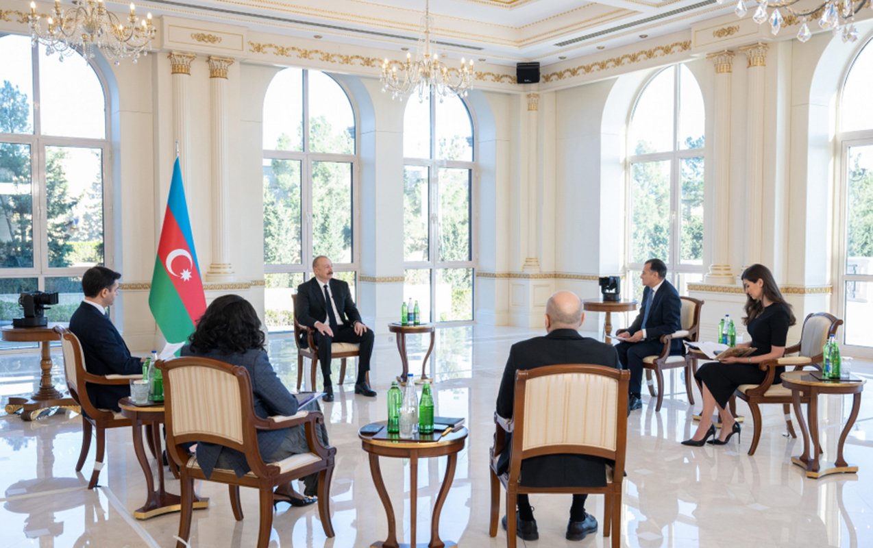 "Siz o vaxt çox gənc idiniz, bunu ancaq Mirşahin yaxşı bilir”